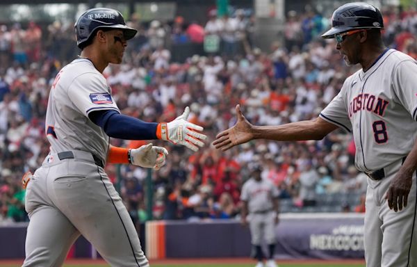 Kyle Tucker homers as the Astros beat the Rockies 8-2 in Mexico City