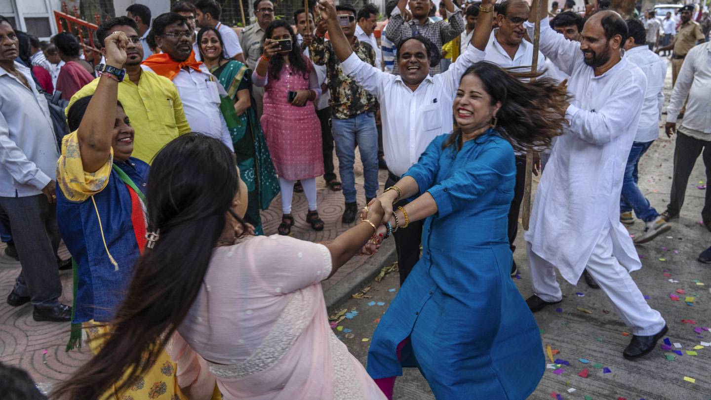 Modi's coalition wins majority in India's parliament, according to official results