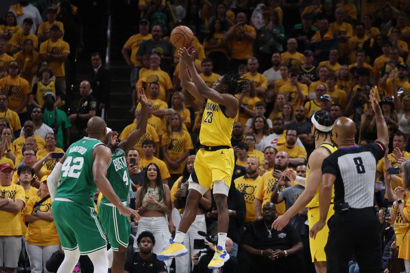 Celtics surge late vs. Pacers, take 3-0 lead in East finals