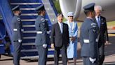 El emperador y la emperatriz de Japón llegan al Reino Unido antes de una esperada visita de Estado