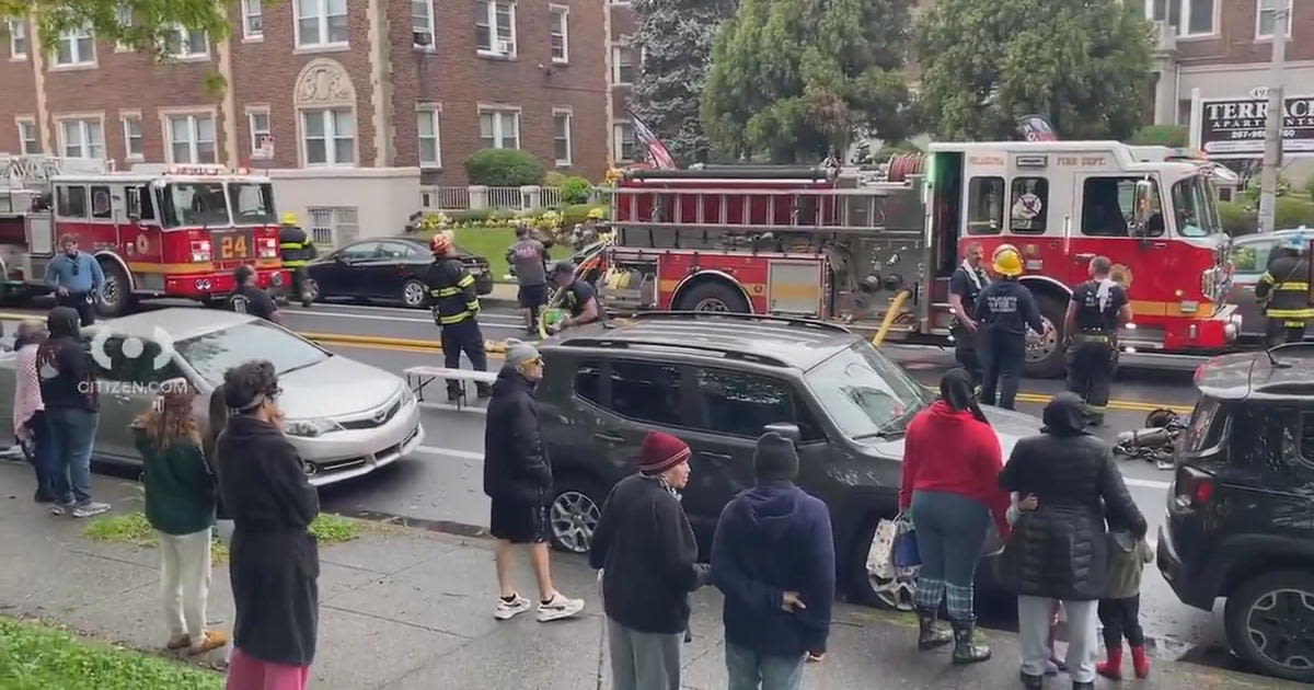 Philadelphia opening resource center for families impacted by Spruce Street apartment fire