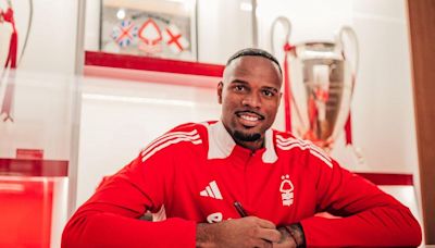 Nott'm Forest sign goalkeeper Carlos Miguel