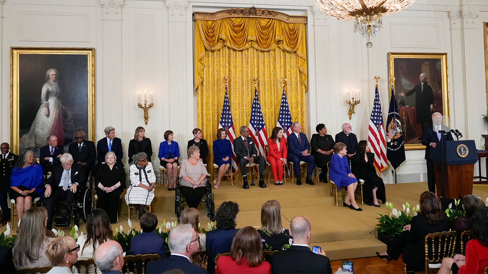 Biden awards Presidential Medal of Freedom to 19 politicians, activists, athletes and others