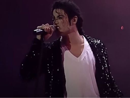 Michael Jackson tinha quase R$3 bilhões em dívidas antes de morrer, dizem documentos