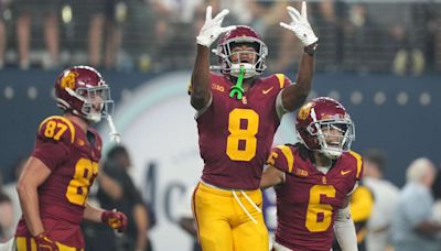 Live Updates: No. 13 USC Trojans Host Utah State Aggies in Home Opener