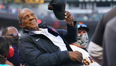 Baseball legend Willie Mays says it’s ‘amazing’ he has 10 more hits after MLB integrated Negro League statistics