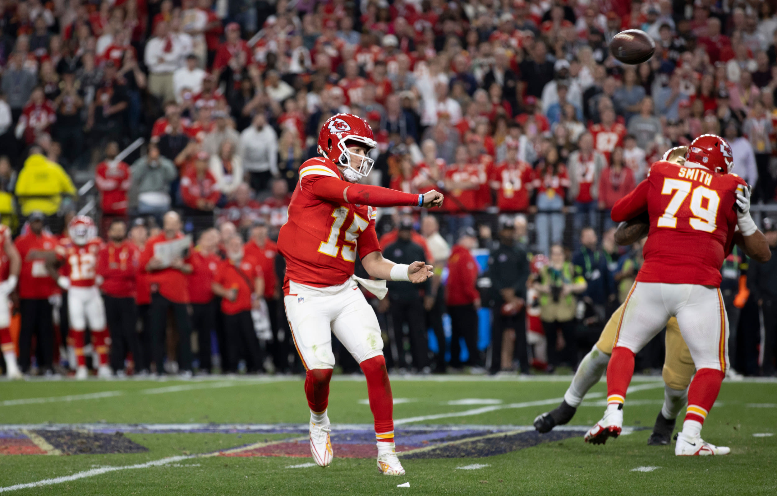 Chiefs' Andy Reid Will Play Patrick Mahomes, Starters Early in Preseason