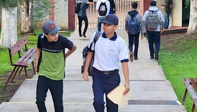 Por calor, uniforme en escuelas de educación media superior será opcional