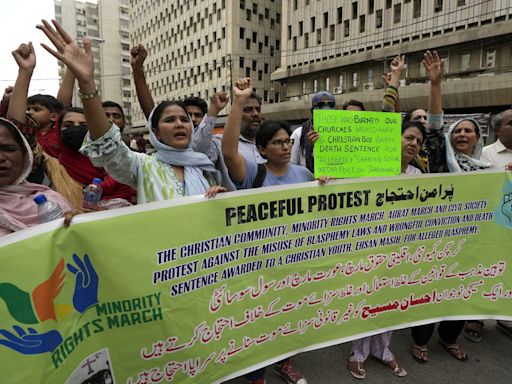 Dozens rally in Pakistan after a Christian man is sentenced to death for blasphemy