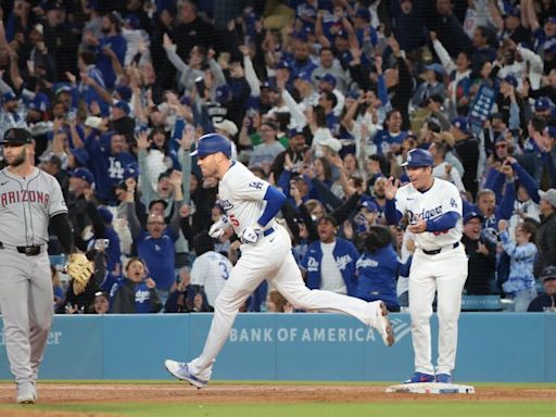 Dodgers ride Freddie Freeman's grand slam, Yoshinobu Yamamoto's strong start to victory