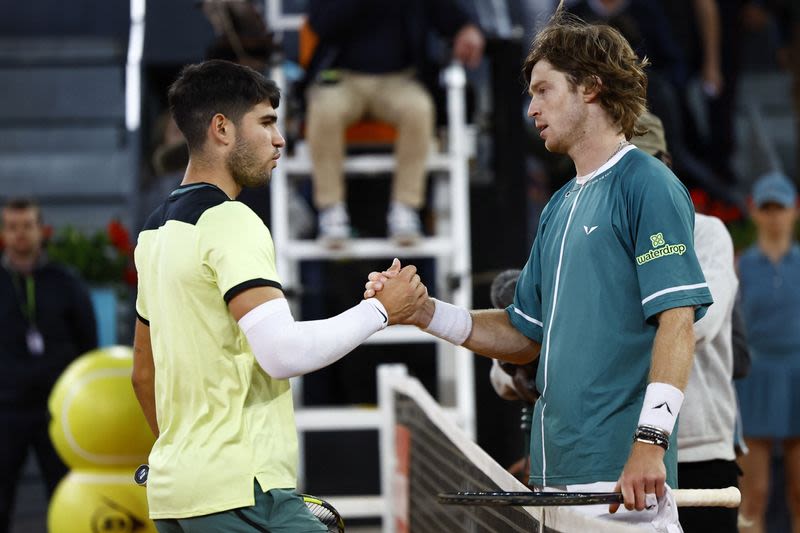 Tennis-Flawless Rublev knocks out champion Alcaraz to move into Madrid semis