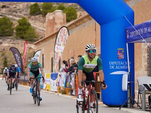 Miguel Ángel Juan y María García de la Cruz, ganadores de La Vuelta