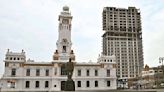 Torre Centro en Veracruz es un "monumento a la corrupción": AMLO