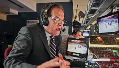 Hockey Hall of Fame honours Canadiens announcer Pierre Houde of RDS