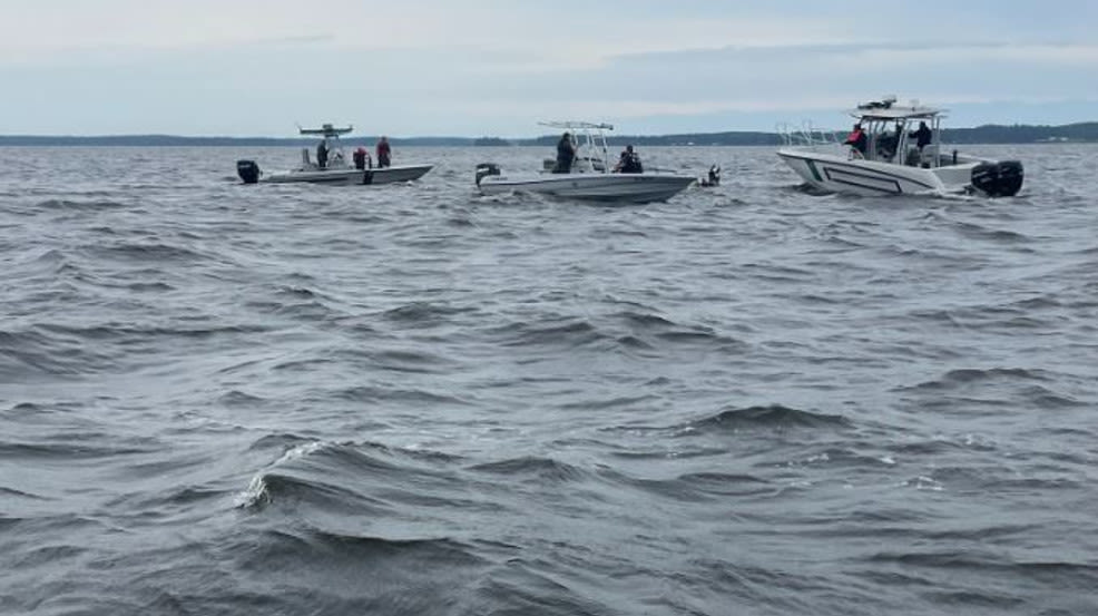 Two drown, four survive after fishing boat capsizes on Toledo Bend