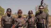 Tribu Mursi: el clan que iba a visitar Socios por el Mundo en Etiopía - La Tercera
