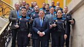 "Os pido trabajo y que seáis felices", dice Canteli a los nuevos mandos de la Policía