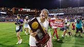 Oklahoma sweeps Texas, wins record fourth straight softball national title