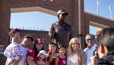 'It's amazing': Patty Gasso statue revealed outside Love's Field on Friday