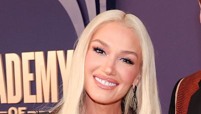 Fans Call Gwen Stefani 'Literally Unreal' as She Flashes Lacy Lingerie in Playful Video
