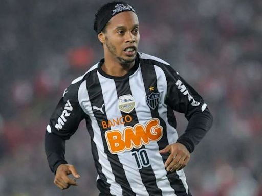 Atlético-MG e Ronaldinho Gaúcho firmam novo acordo para quitar dívida milionária