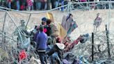 Tráigannos comida y agua, claman migrantes