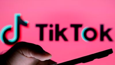 A grieving mom’s TikTok videos spark online speech battle