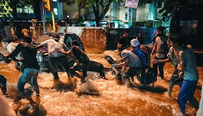 9 Dead In Delhi-NCR, Schools Shut, Red Alert For Heavy Rain: 10 Points