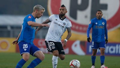 Ni el gol de Vidal descongela a Colo Colo: Santa Cruz sorprende y le quita la victoria al Cacique - La Tercera