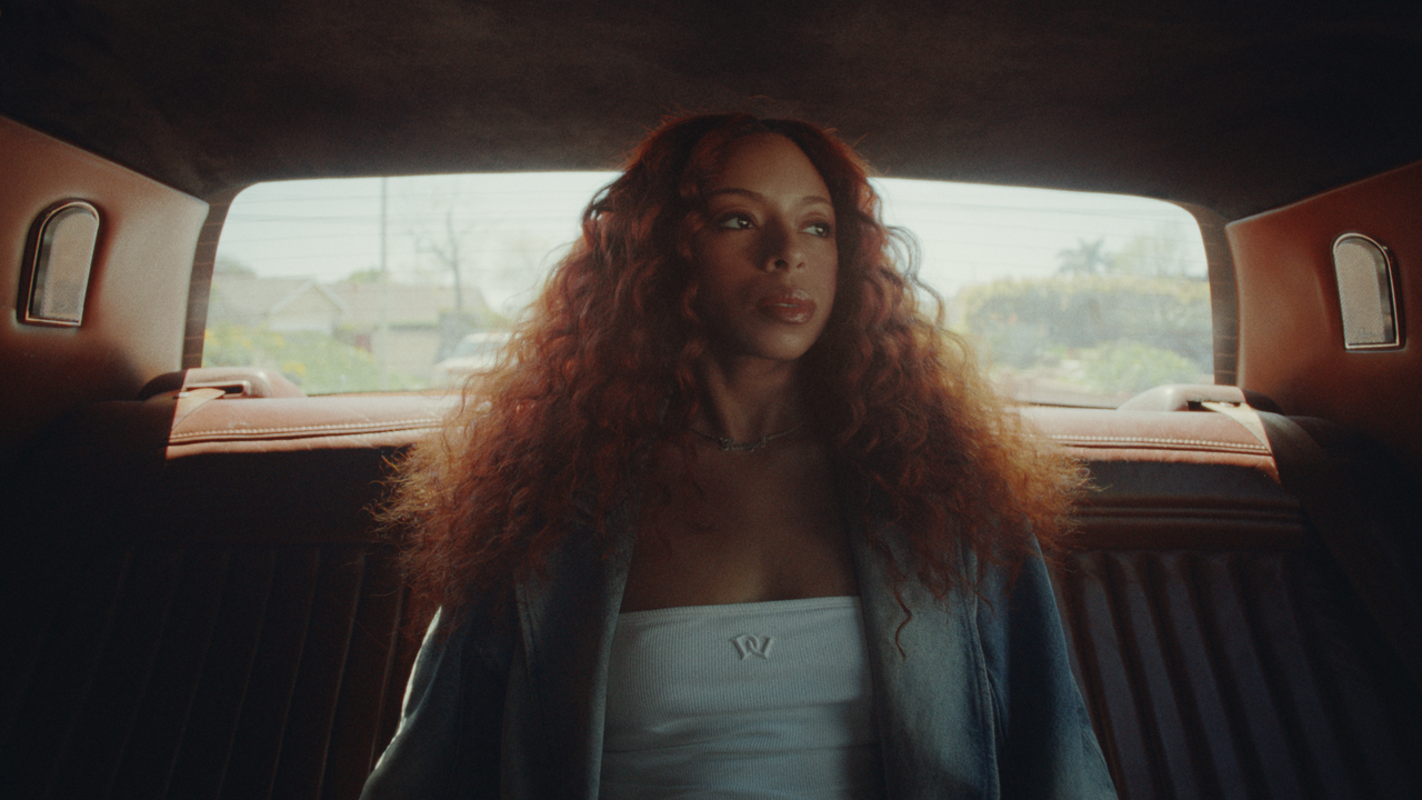 On ‘Bird’s Eye,’ Ravyn Lenae’s Expansive Sound Heals Her Growing Pains