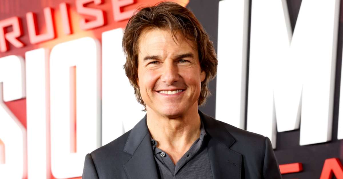 Tom Cruise Pictured With Adopted Children in Rare Resurfaced Photo