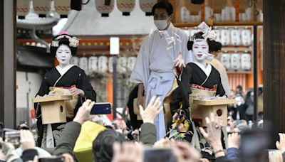 因應疑似外籍遊客鬧事影片 日本京都八坂神社改「一規定」