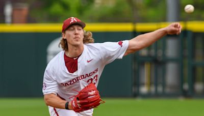 Arkansas Breaks Through Late In Friday Night Duel Against Florida