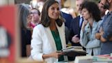 Cómo han cambiado los looks de la reina Letizia en la Feria del Libro de Madrid a lo largo de los años