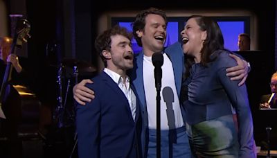 Video: MERRILY WE ROLL ALONG Cast Performs 'Old Friends' on THE LATE SHOW