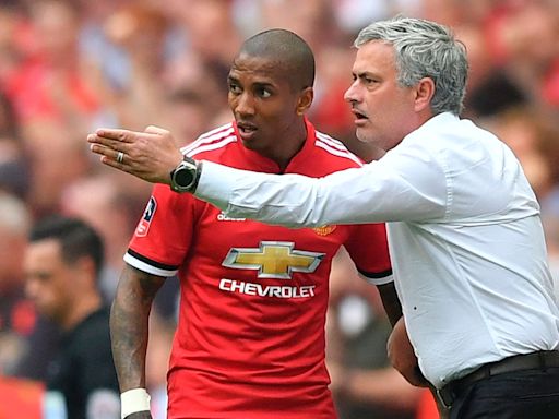 Ashley Young gives honest take on Jose Mourinho's 'disappointing' Man Utd tenure as he admits certain players didn't give their all under Portuguese coach | Goal.com English Saudi Arabia