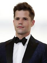 Charlie Carver