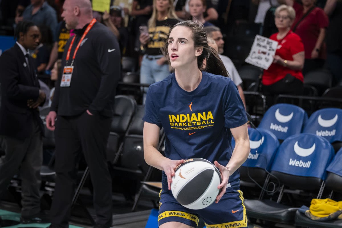 Caitlin Clark shooting 'hell out of the ball' as Fever near playoffs