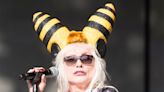 Blondie's night disturbed by 'firing squad'