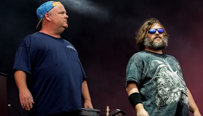 Jack Black cancels Tenacious D tour after being 'blindsided' by bandmate's Donald Trump joke