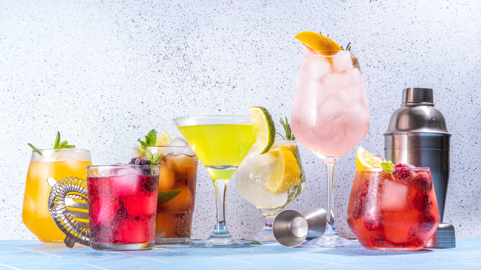 What Exactly Is A Mocktail Drink (And Where Did The Trend Originate)?