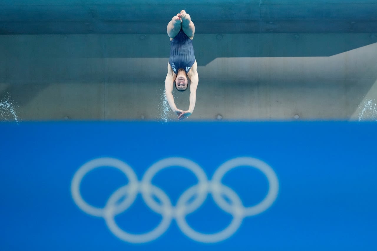 Women’s Diving FREE LIVE STREAM (7/27/24): How to watch synchronized 3m springboard finals online | Time, TV, Channel for 2024 Paris Olympics