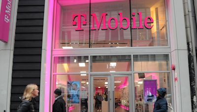 T-Mobile Tops Wall Street Estimates for Core Subscribers, Matching Peers