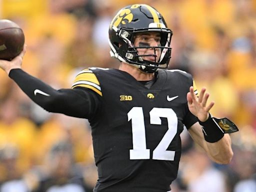 Iowa vs. Iowa State odds, line, picks, bets: 2024 college football Week 2 predictions from proven model