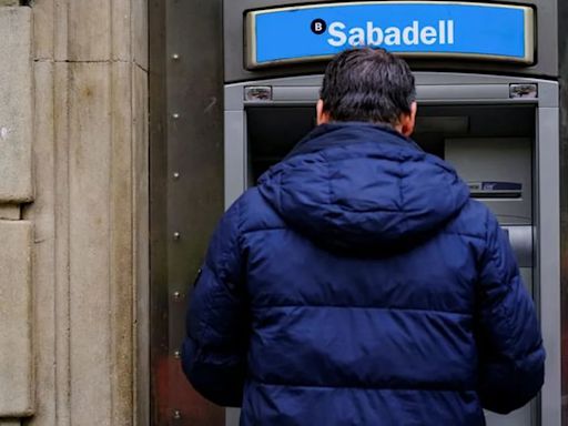 Cuánto dinero puedes sacar de un cajero de Banco Sabadell en un día