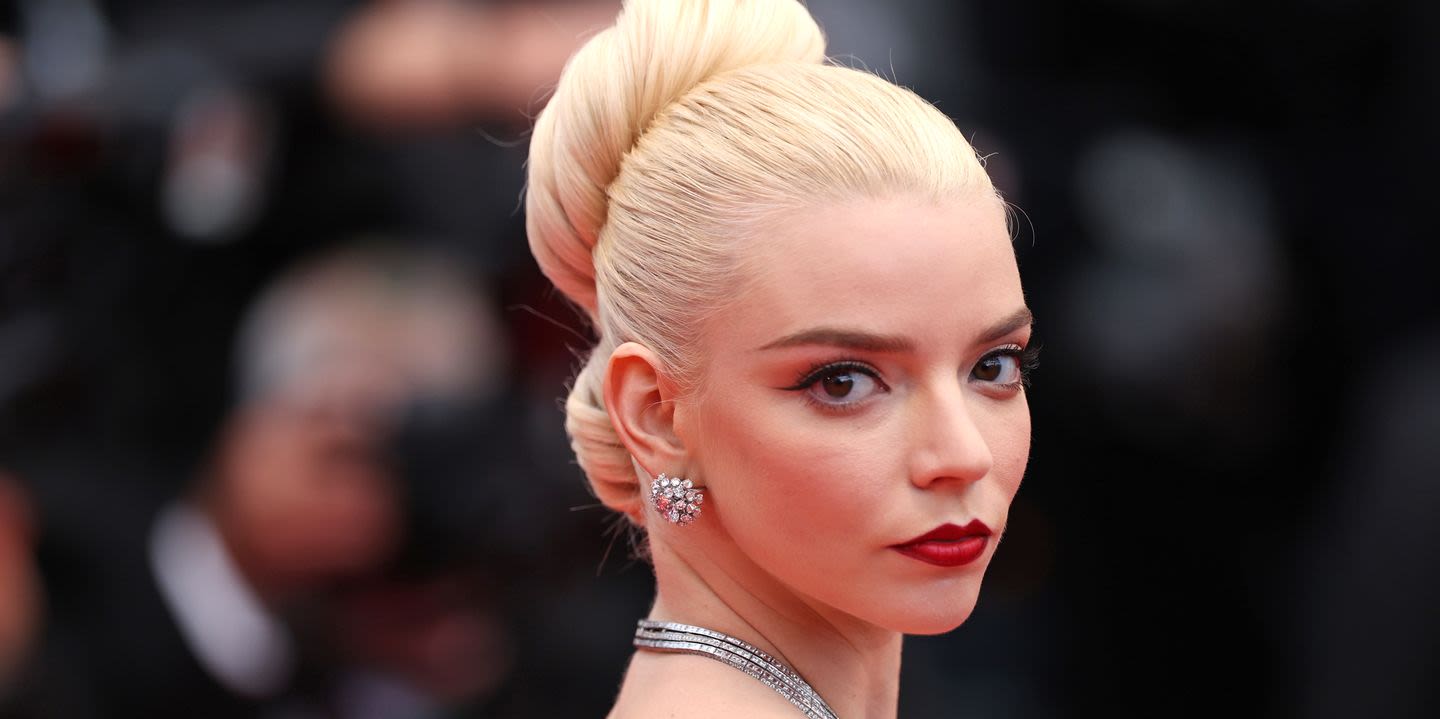 Anya Taylor-Joy looks unrecognisable with a jet-black Pulp Fiction bob