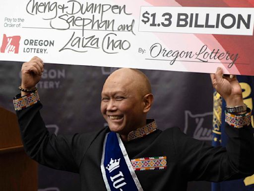 Winner of $1.3 billion Powerball jackpot is an immigrant from Laos who has cancer