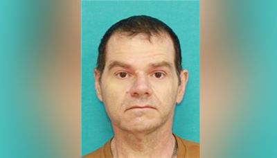 Triple murder suspect on the loose in Arkansas is ‘armed and dangerous’: police