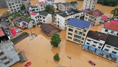 Flood fears in China's east as rain swells Yangtze River levels