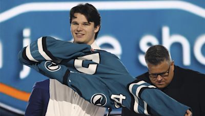 Sharks sign first-round pick Dickinson to entry-level contract